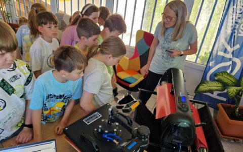 SmartLab: Kreatívne ploterovanie s Jankom Hraškom